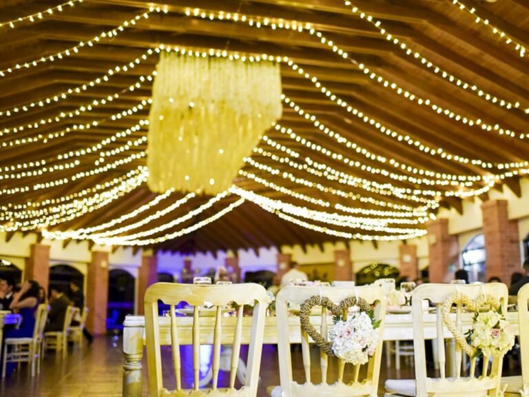 Montaje de gala para bodas en el Salon Santa Elena en la sabana de Bogota
