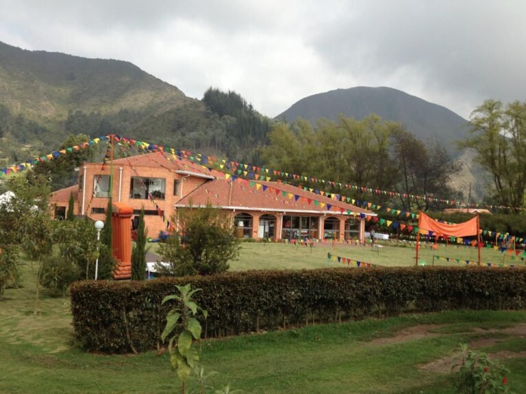 atering empresarial y banquetes masivos en el Salon de Eventos Santa Elena